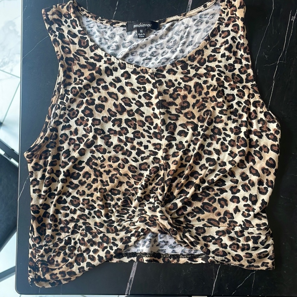 Leopard print cropped tank